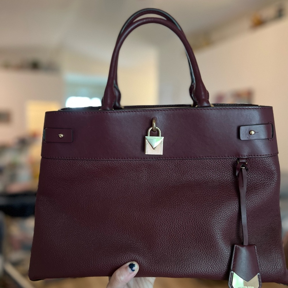 Oxblood Grammercy with free wallet